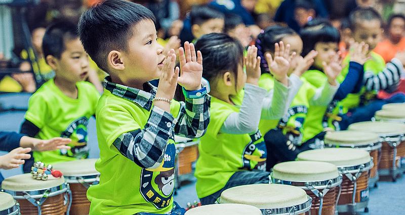 音乐会教案大班_音乐会幼儿教案_谁会这样音乐教案